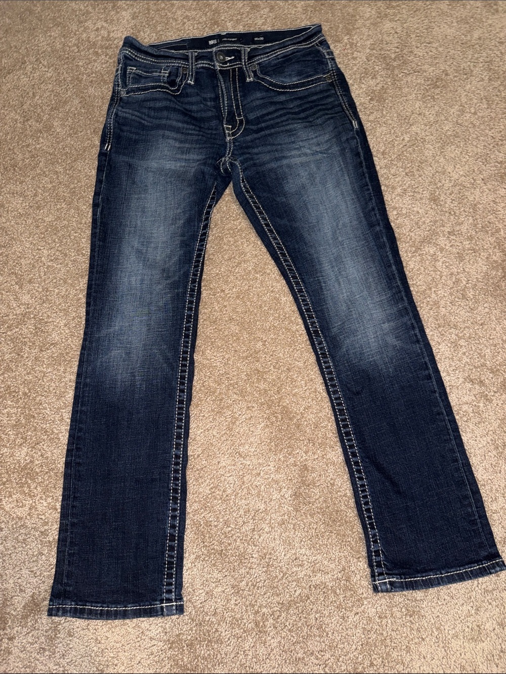 Men's BKE size 30 jeans BKE Jake Straight Light Blue Jeans. B10